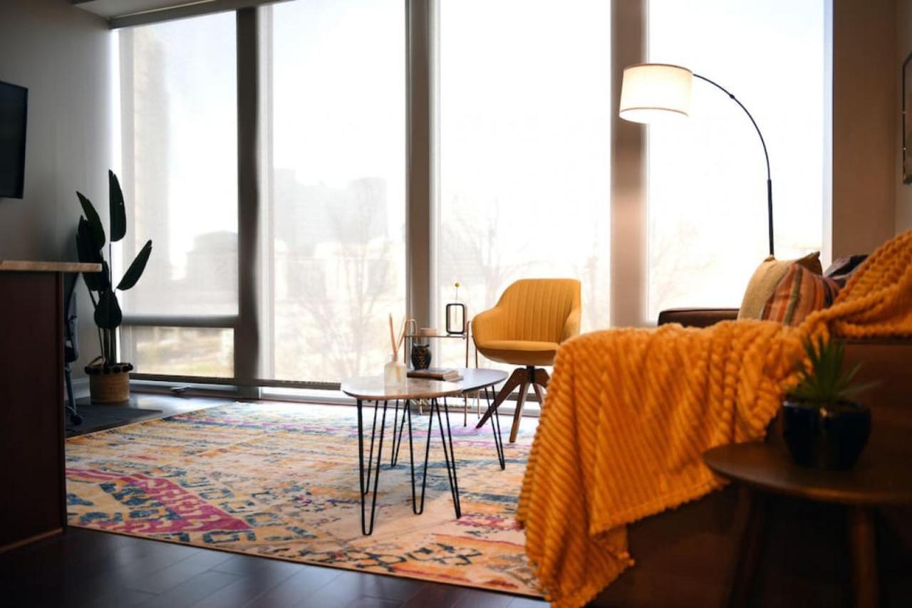 Hostwise Stays - The Washington At Chatham - Free Parking, Private Gym, Skyline Views! ピッツバーグ エクステリア 写真